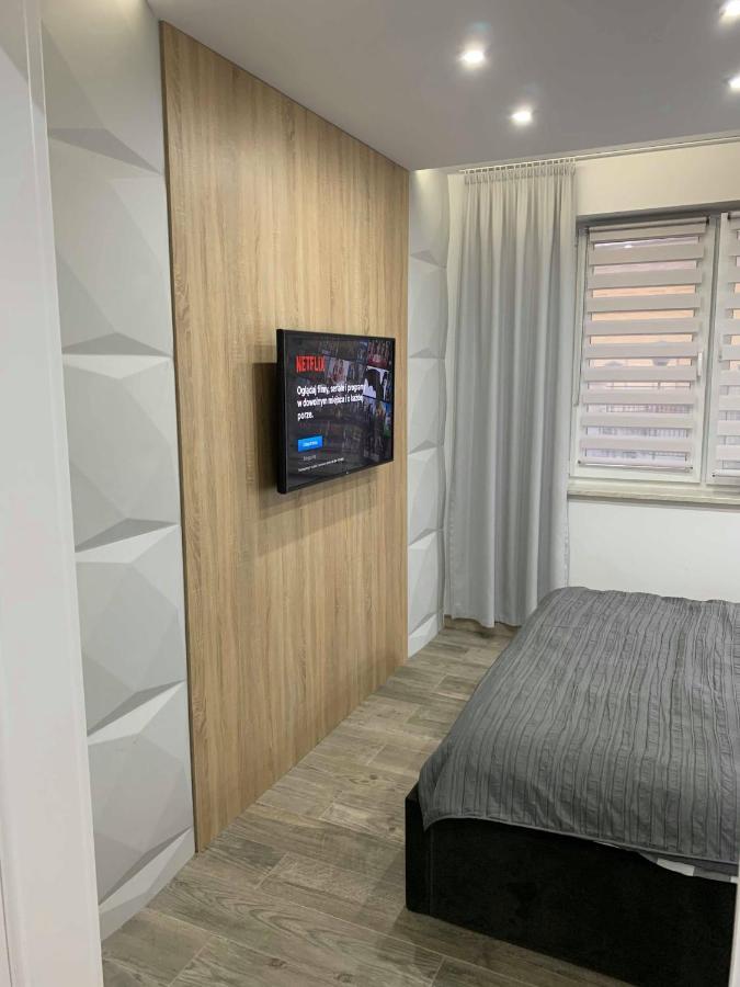 Prestige Line Apartament Legnica Exterior foto